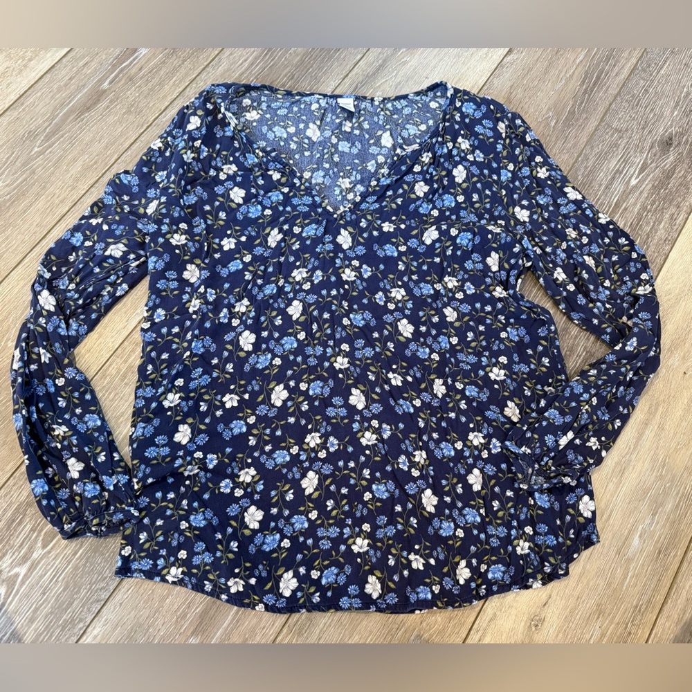 Old Navy Blue Floral Long Sleeve Top